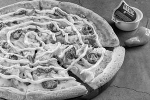 Spicy Chicken Ranch Pizza