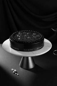 Chocolate Strawberry Cake (1kg)
