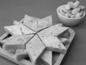 Kaju Burfi