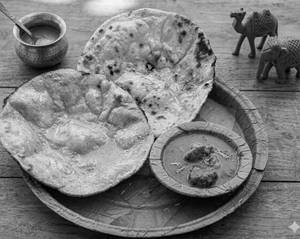 Gatta Masala Roti Combo
