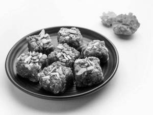 Dodha Burfi