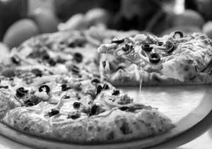 Cheesy classi mix pizza