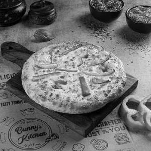 Crispy Capsicum Pizza