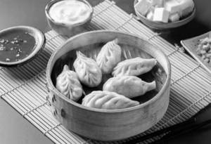 Classic Paneer Momos(8 Pcs)