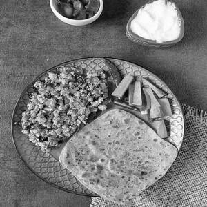 Paneer Bhurji Paratha