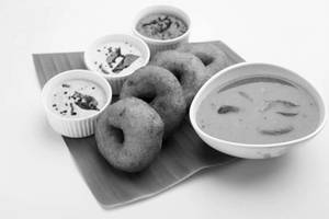 Medu Vada (4 Pc)