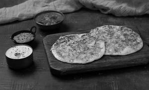 Chinna Vengayam Uttapam - 2 Nos