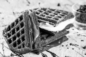 Milk Chocolate Pocket Waffle