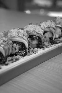 Kavuni Arisi Mango Sushi