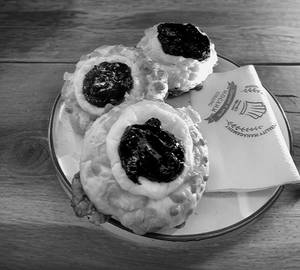 Cream Cheese Buns (2Pcs)