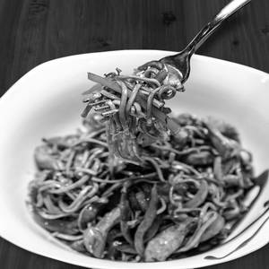 Mixed Chilli Garlic Noodles