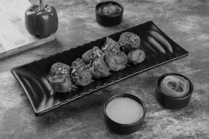 Achari Soya Tikka