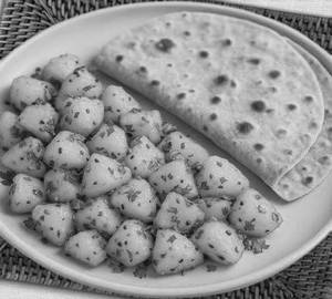 Aloo Jeera With Roti