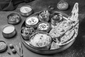 Amritsari Grand Veg Thali