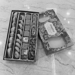 Sweets Gift Box Pack(4 Cavity)