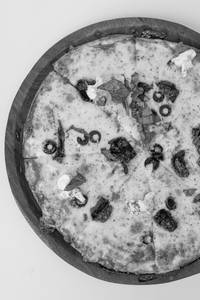 Mushroom Olive Pizza