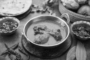 Murgir Jhol (4 Pcs)