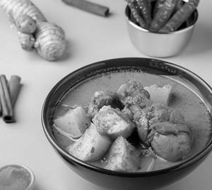 Gaeng Massaman Gai ( Thai Chicken Massaman Curry Bowl )