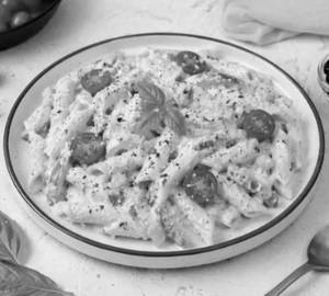 White sauce pasta veg