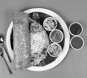 Butter Panner Masala Dosa With Cheese