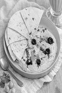Hummus & Pita Bread