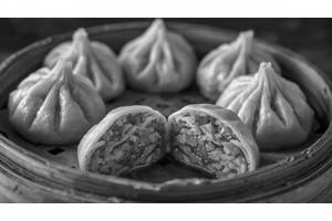 Veg Schzewan Steamed Momos