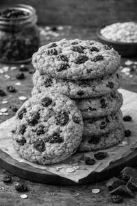 Oats and Raisin Cookies