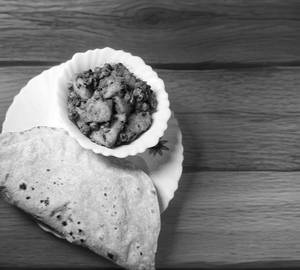 Punjabi Dry Aloo Fry With 3 Wheat Roti