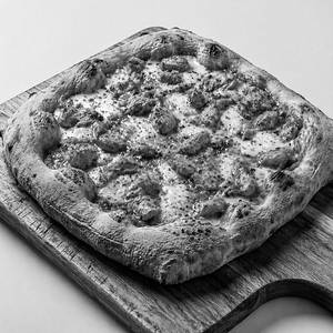 Hot Chicken Pizza