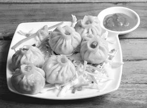 Steam Momos
