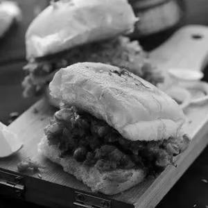 Samosa Pav Bhaji