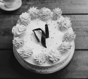 Pure Veg Face Cream Vanilla Cake[550G]