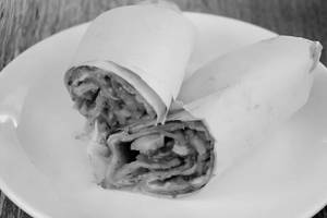 Single Egg Single Paneer Roll