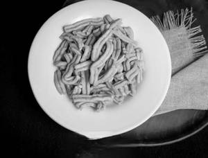 Besan Gathiya [200 g]