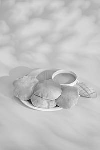 Poori With Aamras