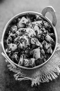 Aloo Palak