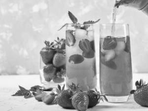 Strawberry Ice Tea