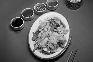 Chicken Gravy Noodles  [Serves 2]