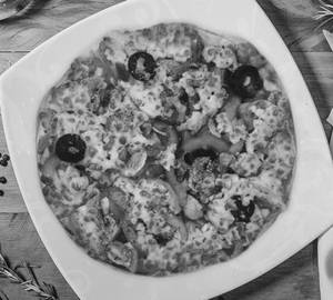 English Veggie Regular Pizza