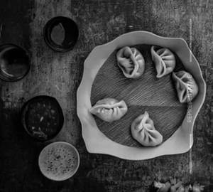 Steamed Cheese N Corn Momos