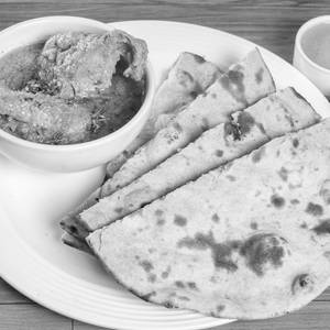 Chicken Masala+2 Butter Tandoori Khamiri Roti                                                                                   