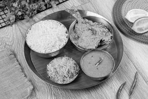Shorshe Pomfret Mini Thali
