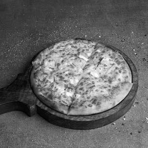 Cheese Onion Pizza