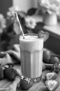 Strawberry Shake