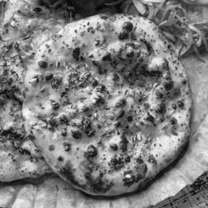 Aloo Pyaaz Kulcha