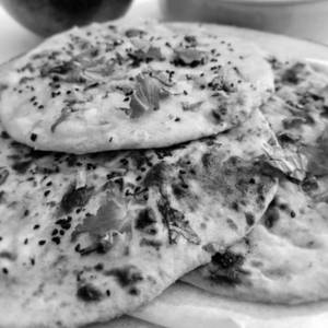 Gobhi Kulcha