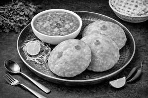 Amritsari Aloo Poori