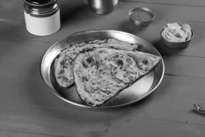 Green Chilli Paratha