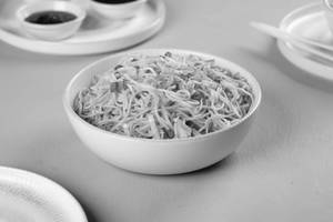 Veg Hakka Noodles