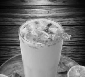 Sweet mango lassi [350ml]